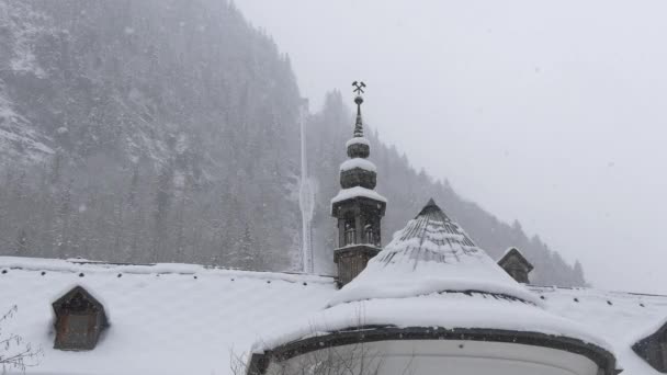 Telhado Coberto Neve — Vídeo de Stock