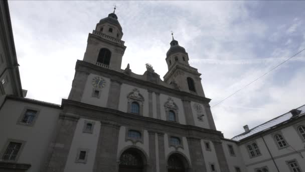 Tiefansicht Der Jesuitenkirche Innsbruck — Stockvideo