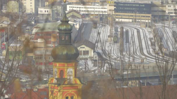 Järnvägsstationen Innsbruck — Stockvideo