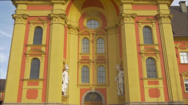 Tilt View Stift Wilten Innsbruck — Stock Video