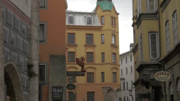 Inclinazione Edificio Innsbruck — Video Stock