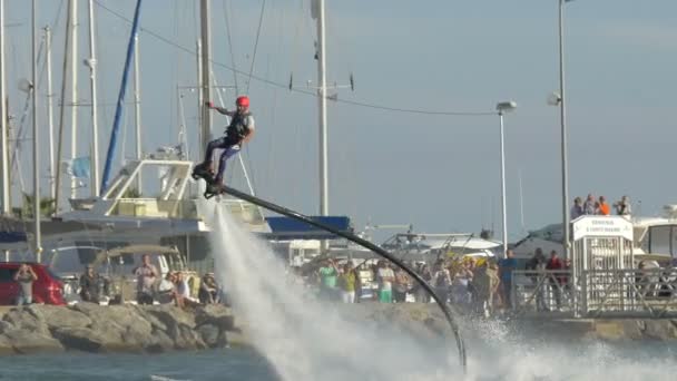 Flyboarding Sainte Maxime — Vídeo de stock