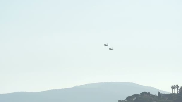在航空展上飞行的战斗机 — 图库视频影像
