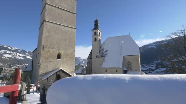 Bergfriedhof Liebfrauenkirche Pfarrkirche Kitzbhel — Wideo stockowe
