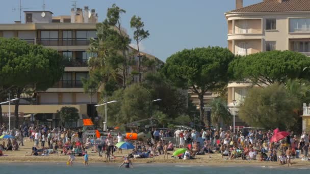 Playa Llena Gente Sainte Maxime — Vídeos de Stock