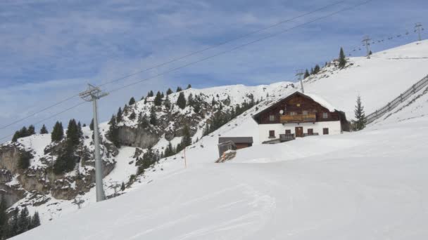 Chalet Una Estación Esquí — Vídeos de Stock
