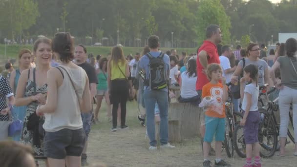 Mucha Gente Reunió Festival — Vídeos de Stock