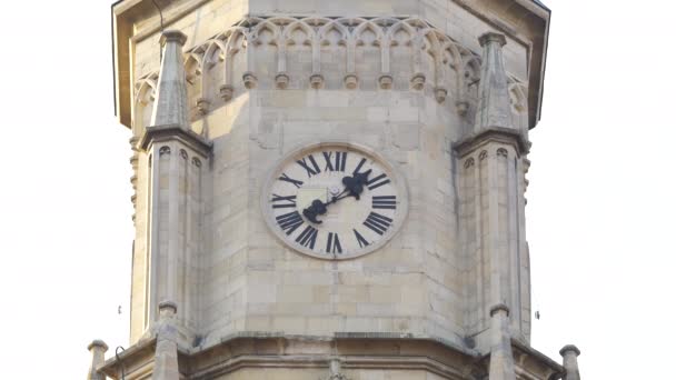 Torre Del Reloj Una Iglesia — Vídeos de Stock