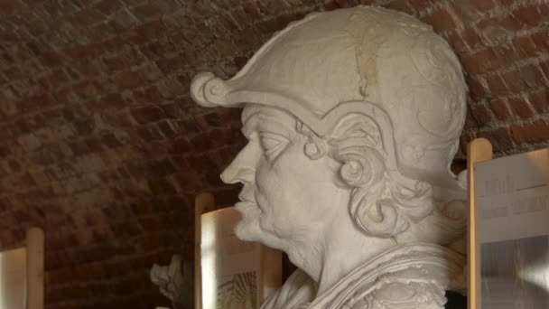 Skulptur Romersk Soldats Huvud — Stockvideo