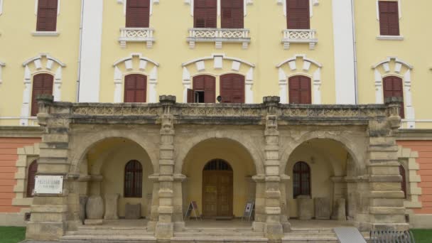 Alba Iulia Uniós Múzeum Bejárata — Stock videók