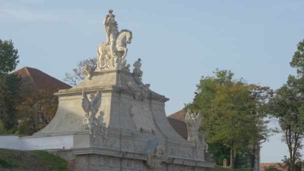 Estatua Ecuestre Puerta Ciudadela Alba Iulia — Vídeo de stock