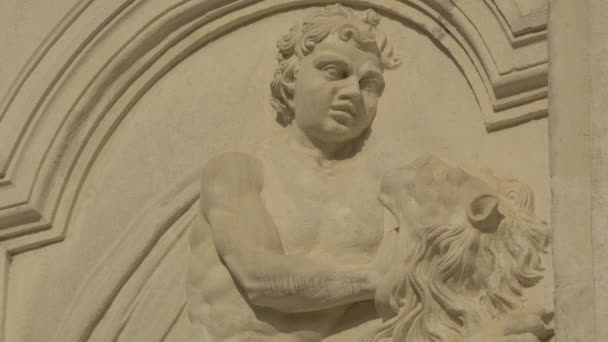 Bas Relief Vägg — Stockvideo