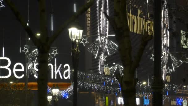 Üzletek Cégtáblák Dekorációk Unirea Bevásárlóközpontban — Stock videók