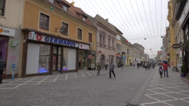 Caminhando Rua República Natal Brasov — Vídeo de Stock