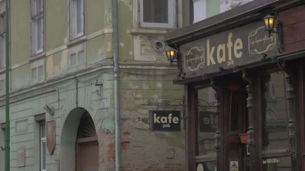 Kafe Pub Brasov — Vídeos de Stock