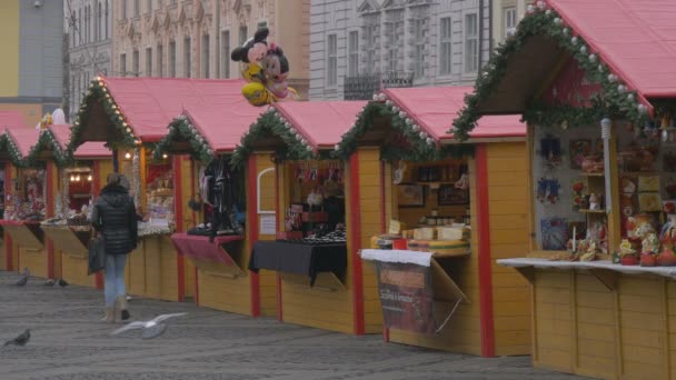 Wooden Stalls Christmas Market — Stock Video