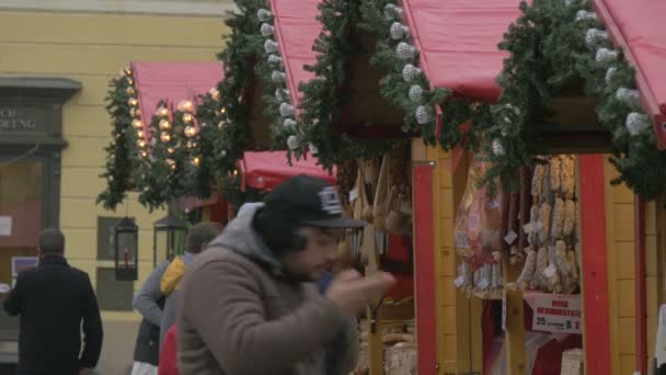 People Christmas Market — Stock Video