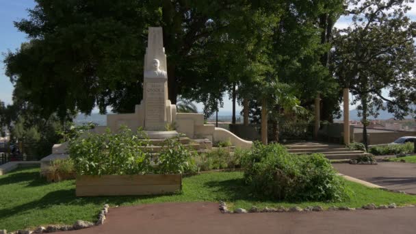 Jardin Des Plantes Med Jean Ossola Monument — Stockvideo
