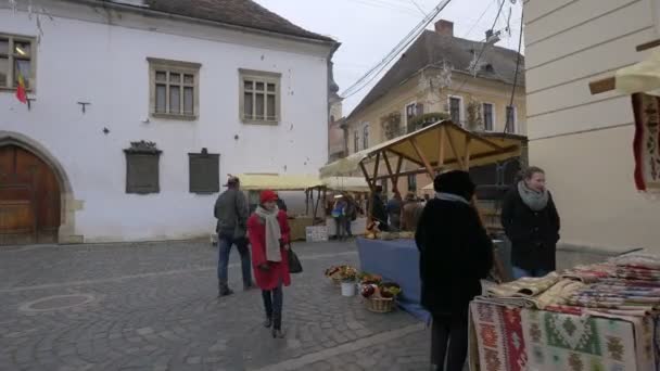 Tezgahları Olan Eski Bir Kasaba Sokağı — Stok video