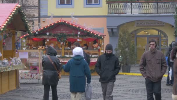 Gente Caminando Mercado Navidad — Vídeo de stock