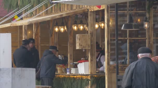 Old Man Buying Food Christmas Market — Stock Video