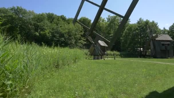 Windmills Astra Museum Complex Sibiu — Stockvideo