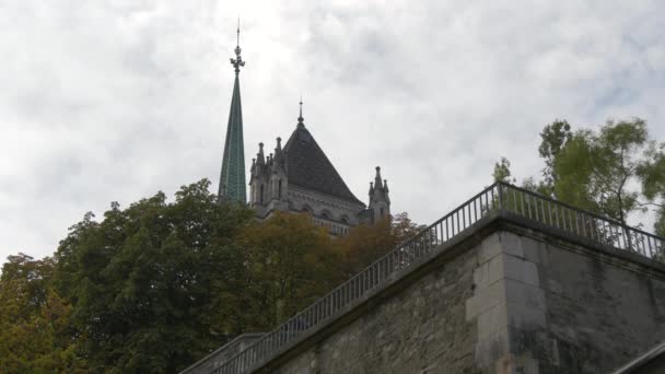 Spires Cathédrale Saint Pierre — Video