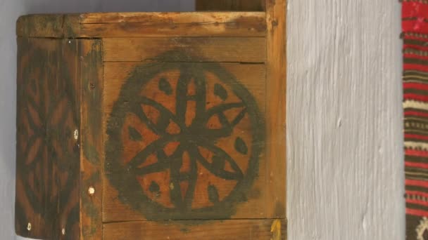 Tradiční Motiv Dřevěné Krabici — Stock video