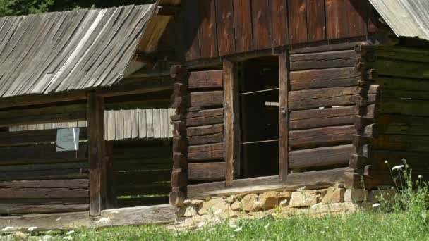 Entrada Una Casa Madera — Vídeos de Stock