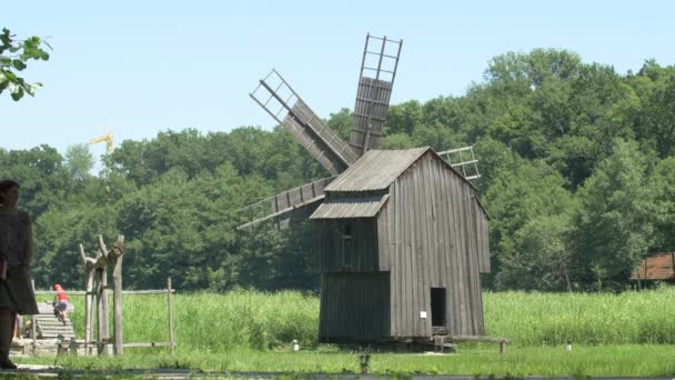 Moulin Vent Bois Dans Musée Plein Air Sibiu — Video