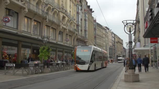 Trolleybus Circulant Rue Croix Genève — Video