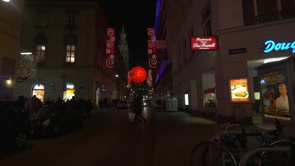 Rotenturmstrasse Gata Med Juldekorationer — Stockvideo