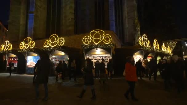 Киоски Сувенирами Рождественской Площади — стоковое видео