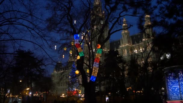 Χριστουγεννιάτικα Στολίδια Στην Πλατεία Δημαρχείου — Αρχείο Βίντεο