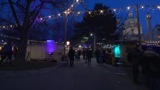 Steegje Kerstmarkt Charles Square — Stockvideo