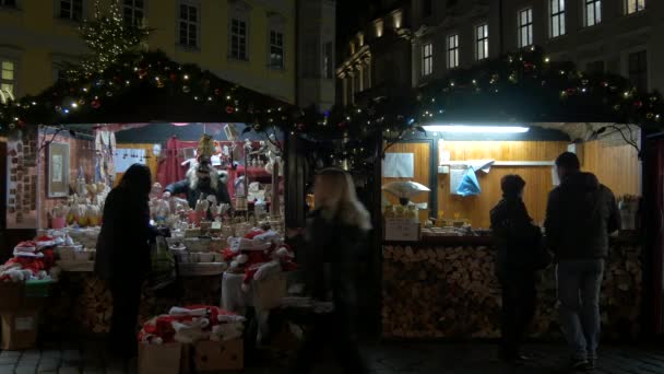 Utcai Standok Karácsonyi Dekorációval — Stock videók