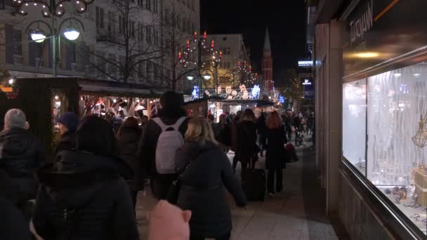 Wandelen Het Romerberg Plein Frankfurt — Stockvideo