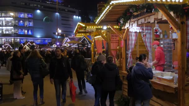 Der Hauptwache Noel Pazarında Yiyecek Tezgahları — Stok video