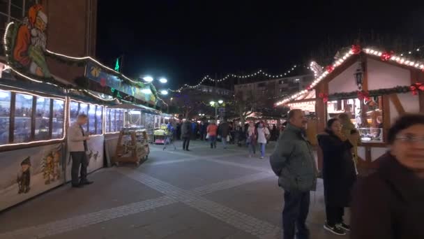 Walking Christmas Market Frankfurt — Stock Video