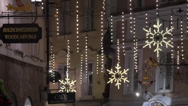 Yellow Snowflakes Seen Christmas Salzburg — Vídeo de stock