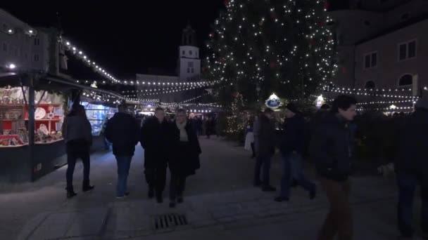 Mercado Navidad Salzburgo Residenzplatz — Vídeo de stock