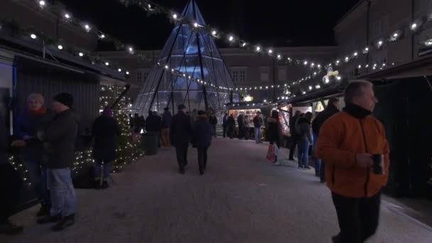 Residenzbrunnen Christmas Market Salzburg — Stock Video