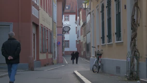 Ludzie Spacerujący Heidelberg Niemcy — Wideo stockowe