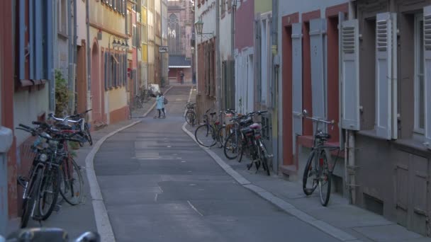 Úzká Ulice Heidelbergu — Stock video