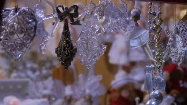 Close Uitzicht Van Kerstmis Ornamenten — Stockvideo