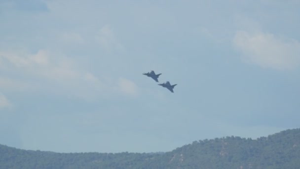 Aviones Militares Volando Cielo — Vídeos de Stock