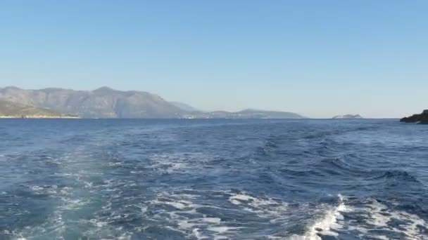 Espuma Mar Ondas Montanhas — Vídeo de Stock