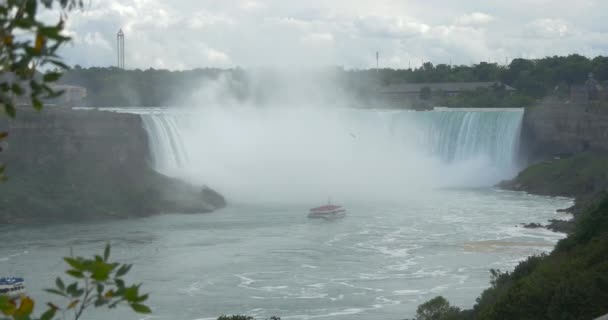 Boats Navigating Waterfall Niagara Falls — Stock Video