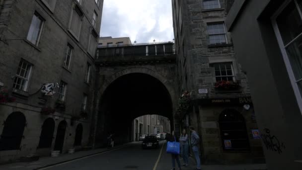 Bogen Über Eine Straße — Stockvideo