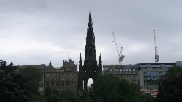 Scott Monument Kranen Edinburgh — Stockvideo